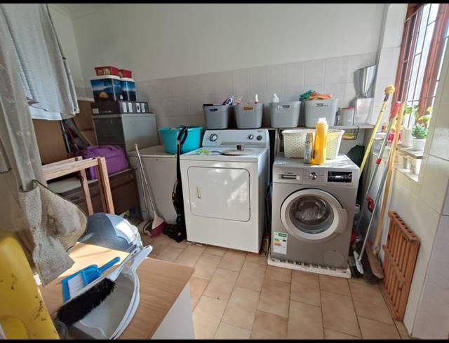 4 BEDROOM HOUSE FOR SALE IN DOOR DE KRAAL